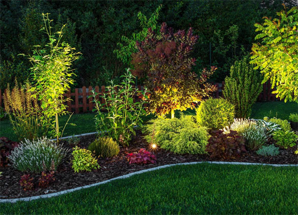 Landscape Lighting in Mercer County NJ | Royal Touch Landscaping